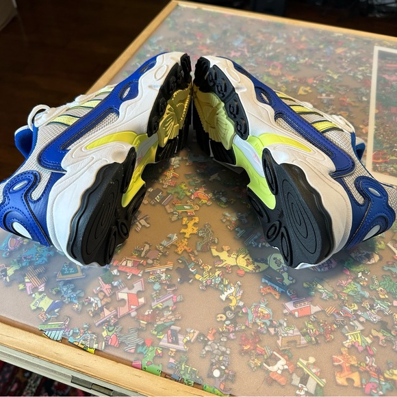 NWT Adidas Ozweego 3 OG Sneakers - Picture 10 of 13